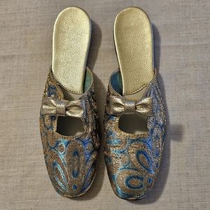 Vintage 1960s Lullabies Slip On Slipper Shoes Blue and Gold Size 8